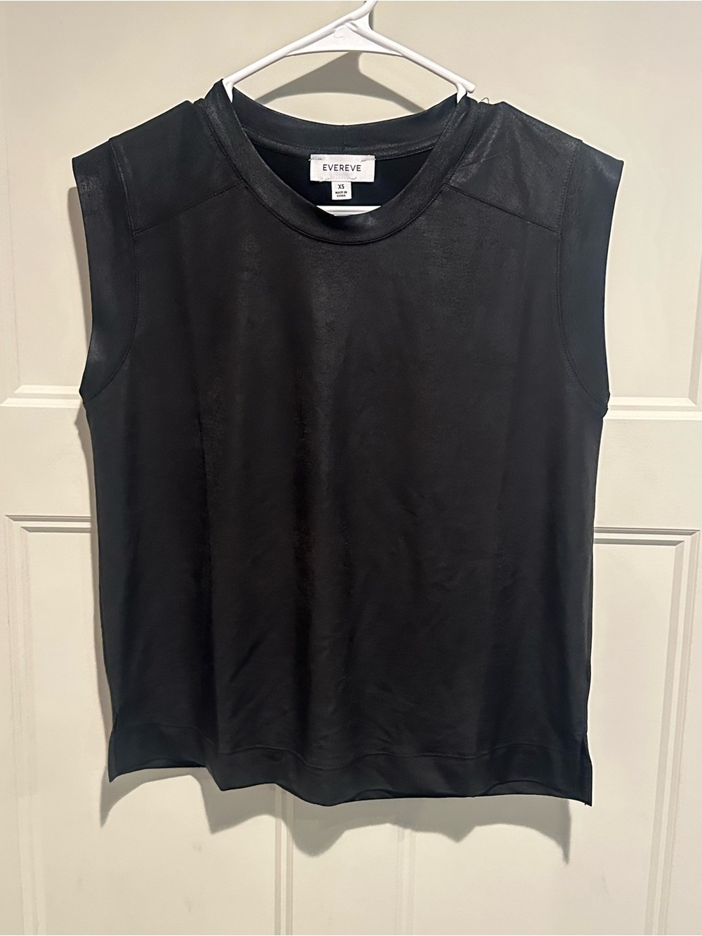 EVERVEVE Kara Coated Tee Black Sleeveless Faux Leather Top - XS Oversized